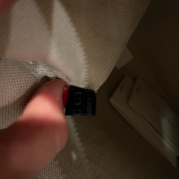 *SOLD* on ♏️erc - GUCCI Wristlet - Picture 12 of 16